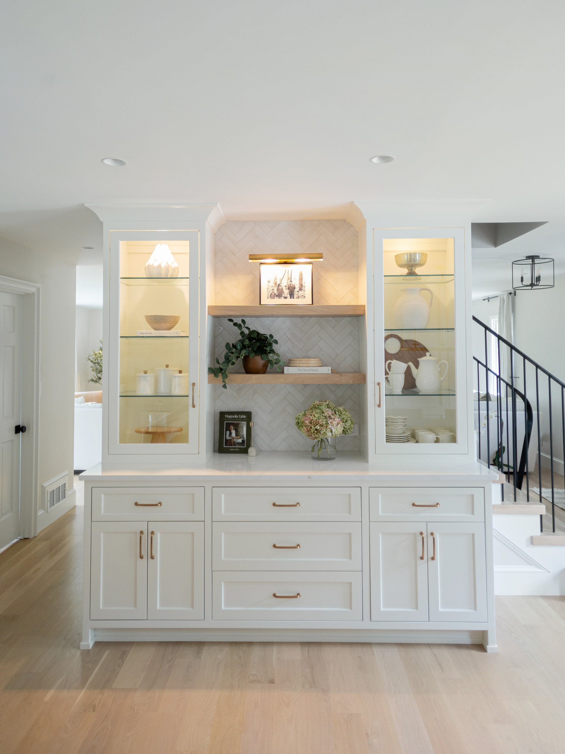 PEACHTREE CORNERS - White kitchen with Green island