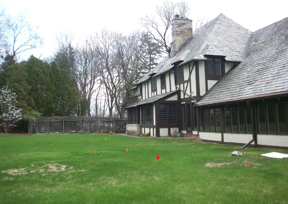 Traditional Backyard Landscape Renovation - Fox Point