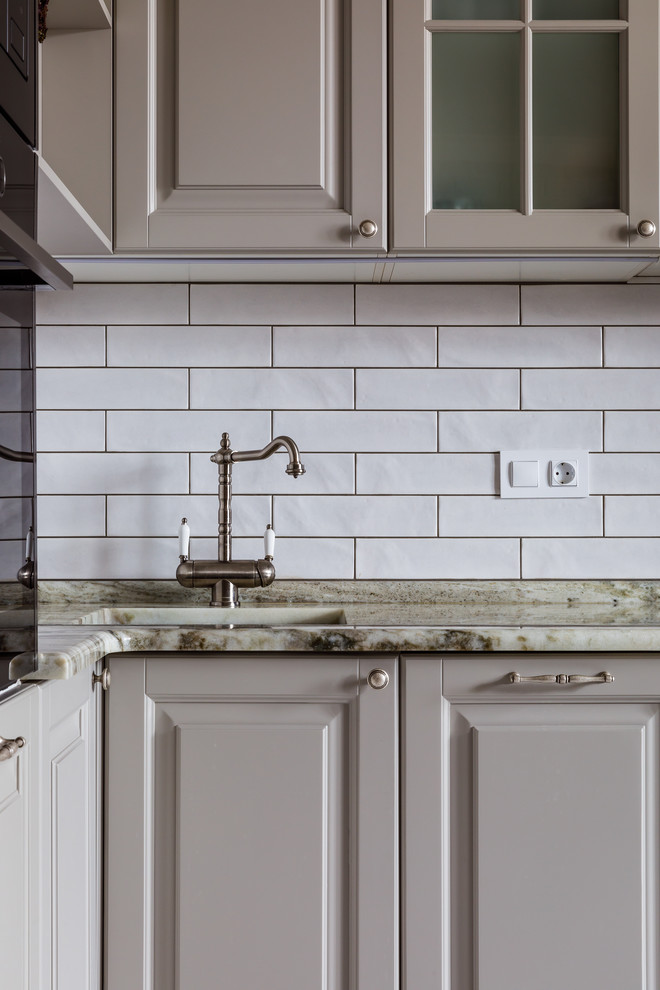 Кухонный гарнитур в классическом стиле