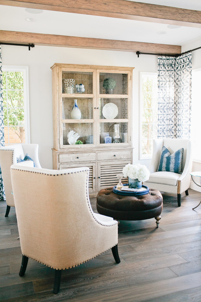 Transitional home design photo in Orange County