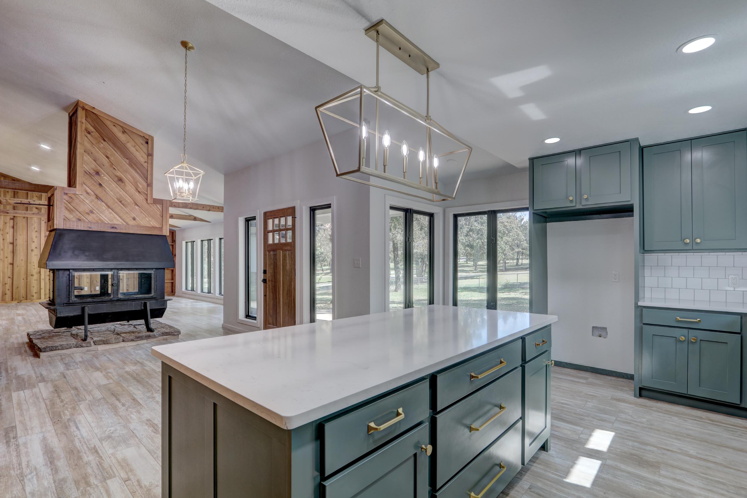 23-11005 Blueberry Drive-17.jpg
