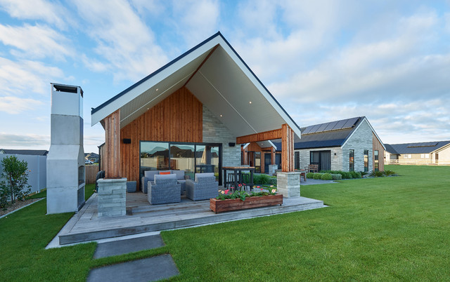 Pod and Link House contemporary-deck