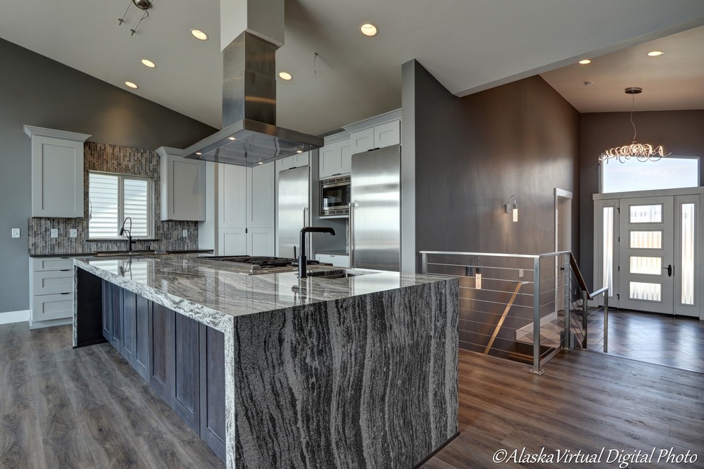 Kitchen - modern kitchen idea