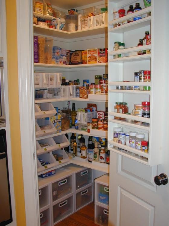 Inspiration for a mid-sized timeless l-shaped kitchen pantry remodel in Houston with open cabinets and no island