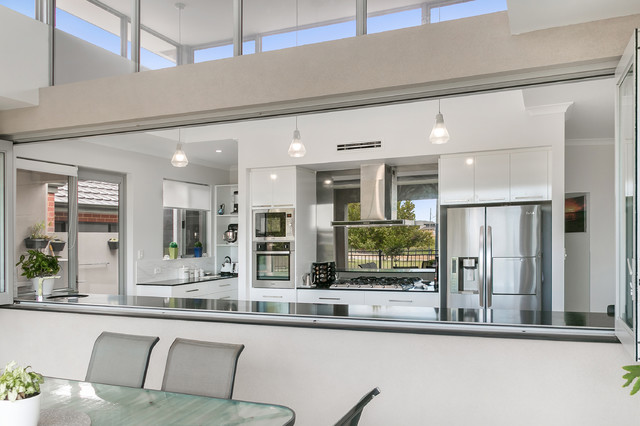 Oasis Drive modern