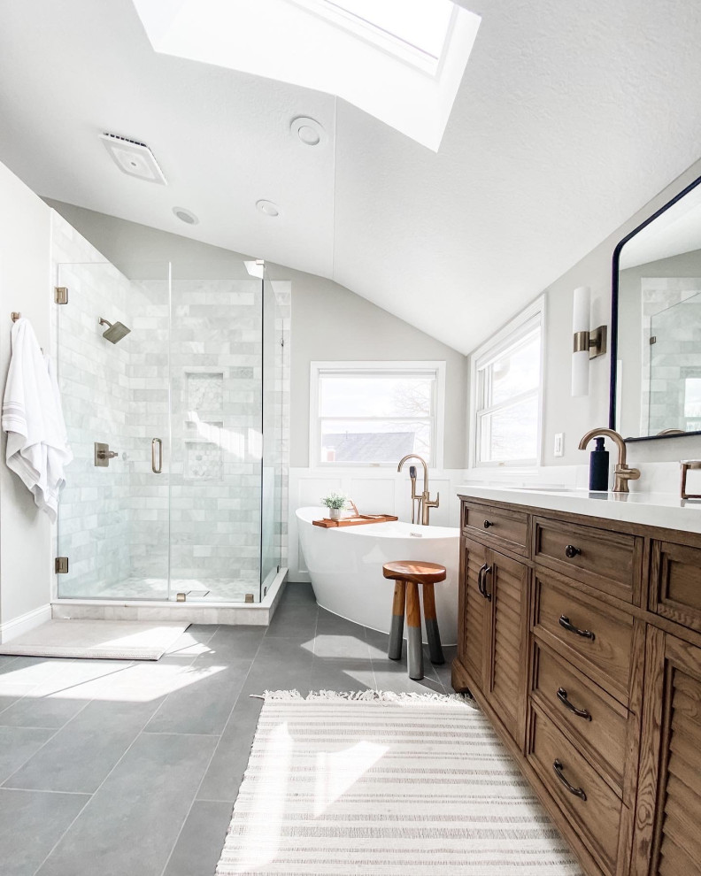 Bathroom - transitional bathroom idea