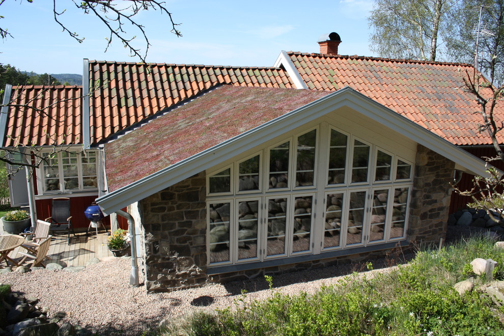 This is an example of a country exterior in Gothenburg.