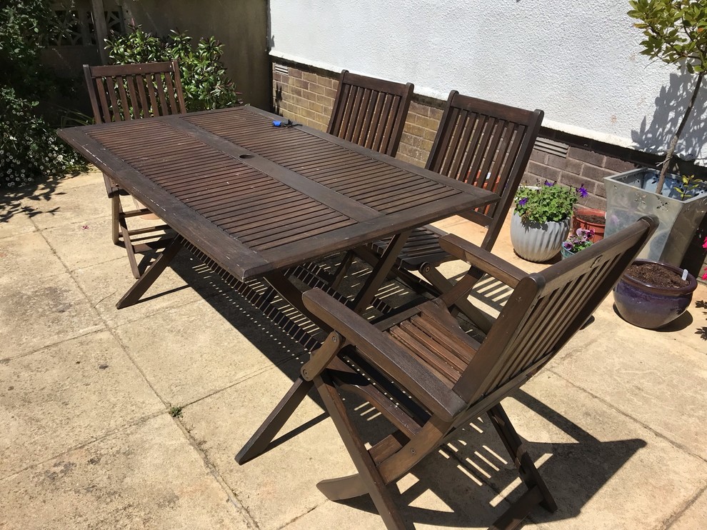 Painting stained garden furniture? | Houzz UK