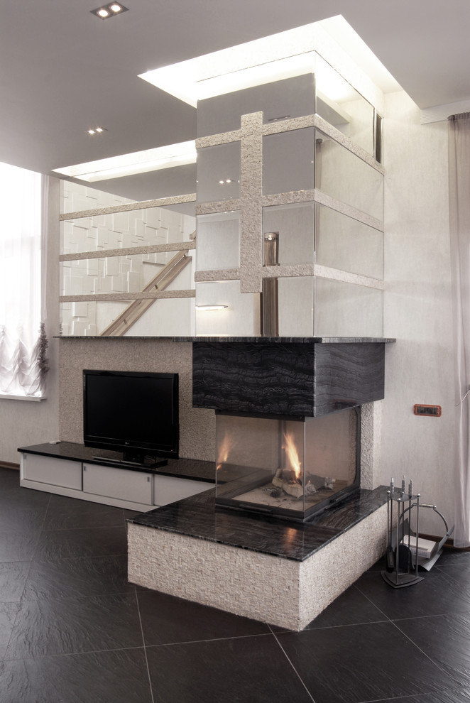 КАМЕРНАЯ ГОСТИНАЯ ВОКРУГ ЛЕСТНИЦЫ