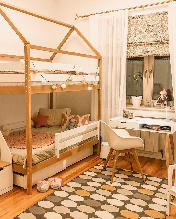 Декорирование детской комнаты, для девочек