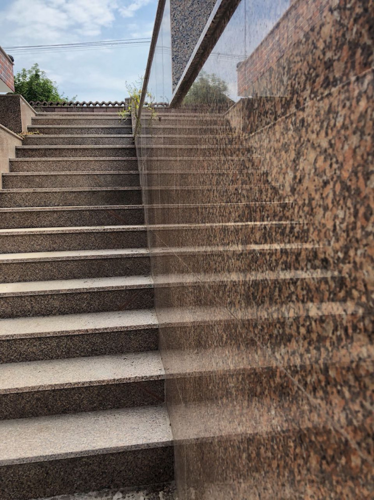 Лестница из гранита "Изабель"