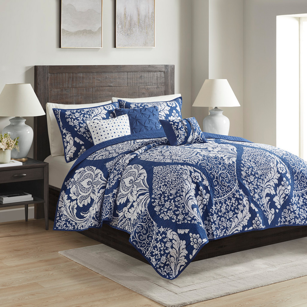 Madison Park Vienna 6 Piece Printed Cotton Quilt Set with Throw Pillows ...