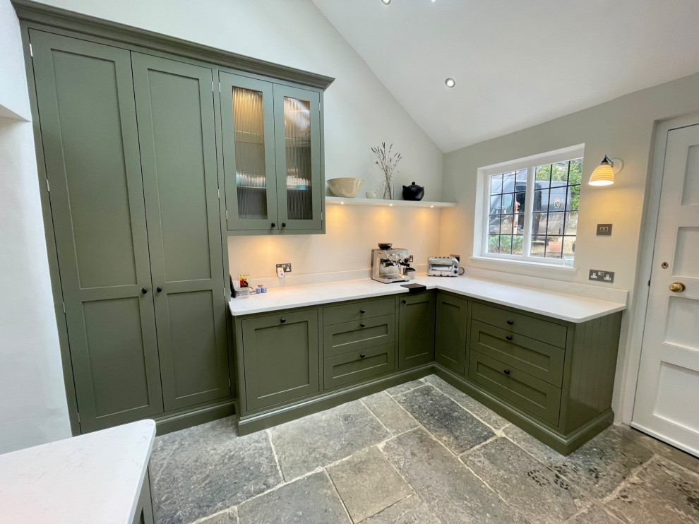 Traditional Shaker Kitchen