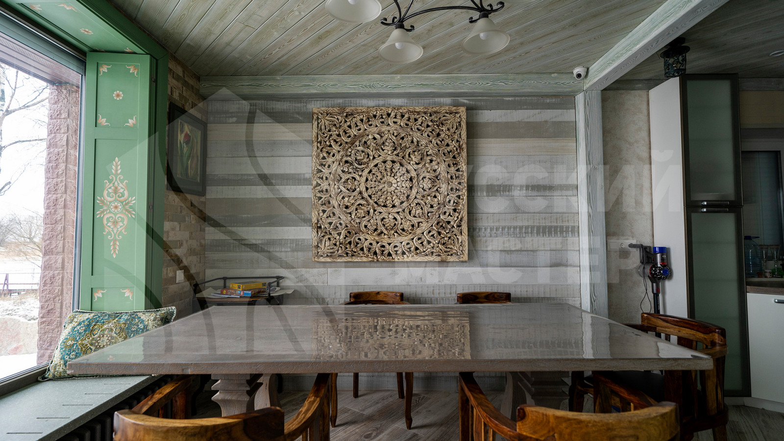 Амбарная доска в современном интерьере