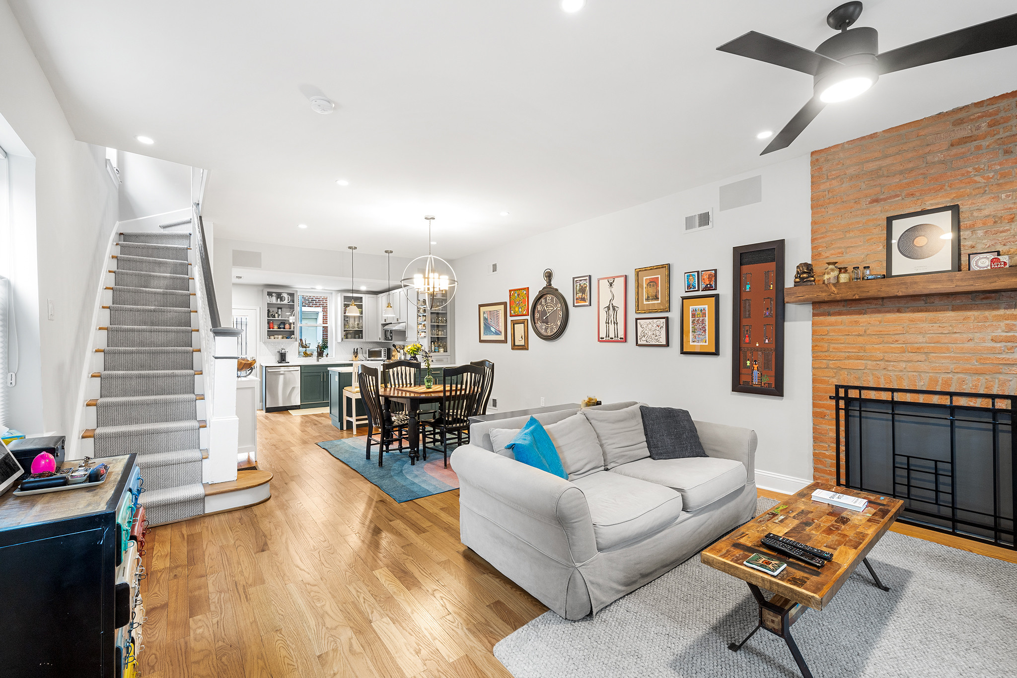 Queen Village Townhouse