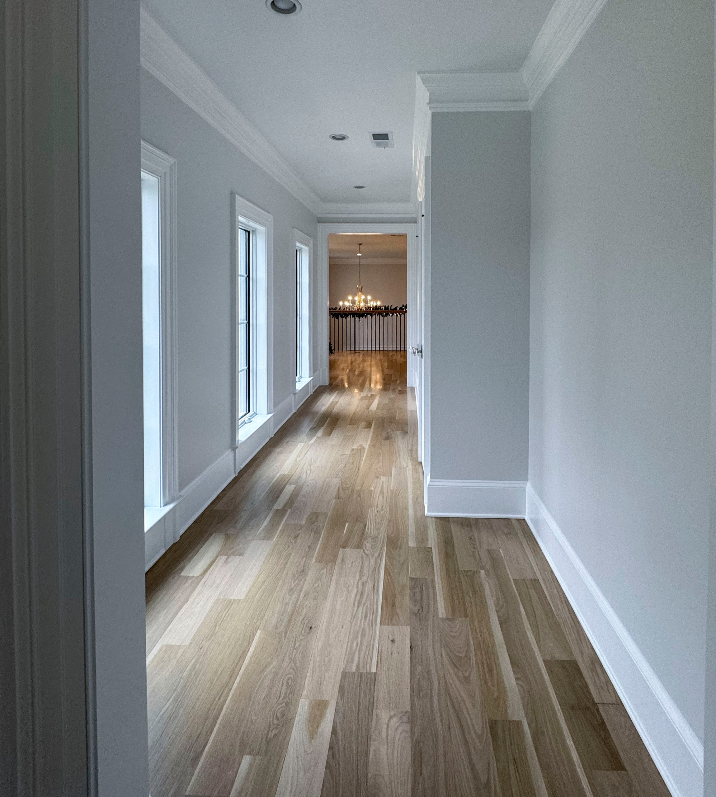 116_Elegant & Eye-catching Curved Staircase, Leesburg VA 20175