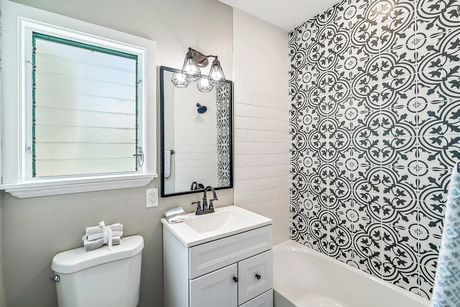 Hillsboro Home - Private