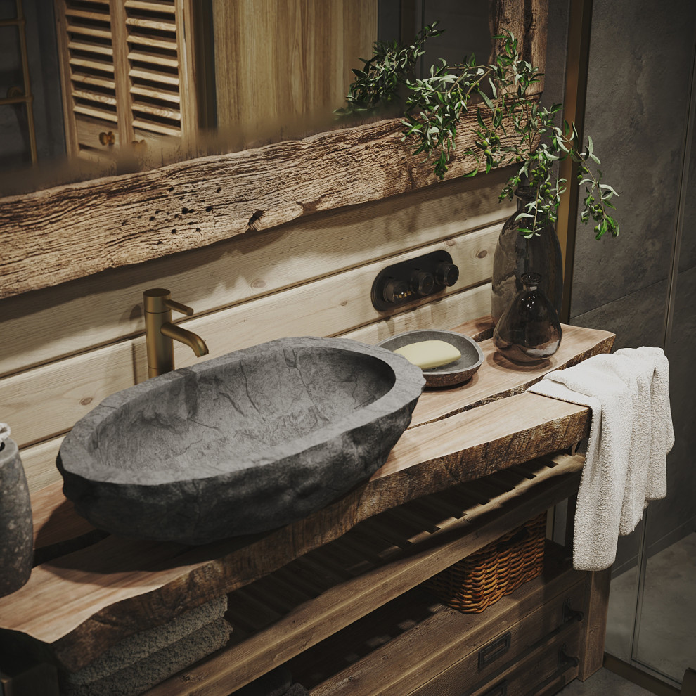 H U N T E R S. D E N