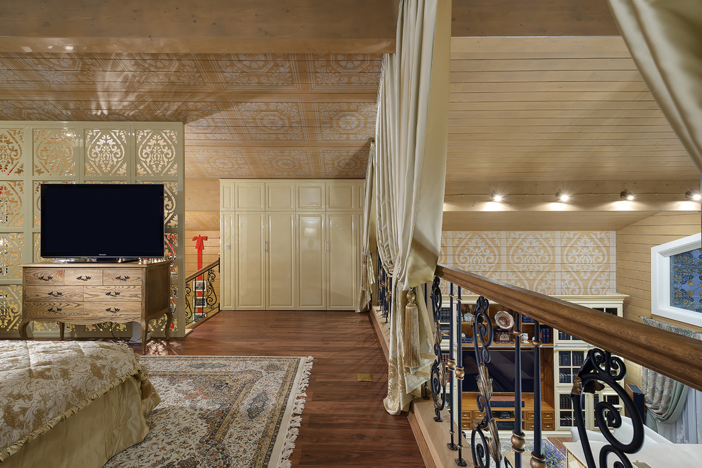 Дом на берегу реки