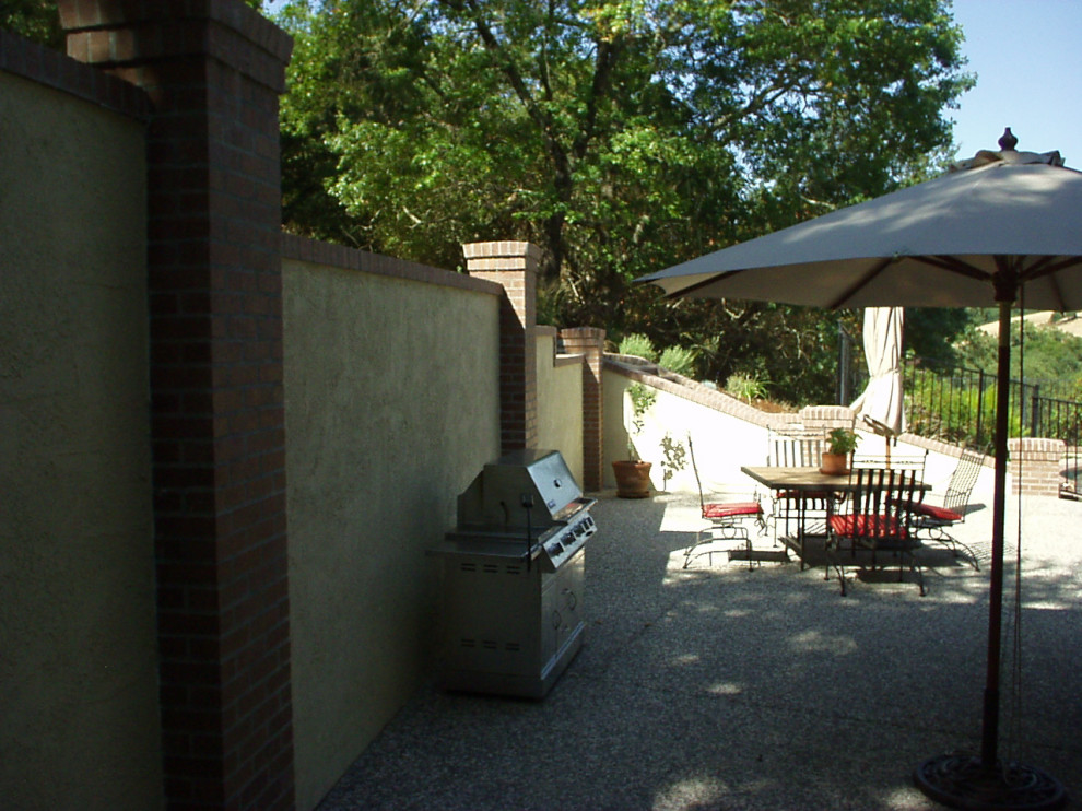 Retaining walls