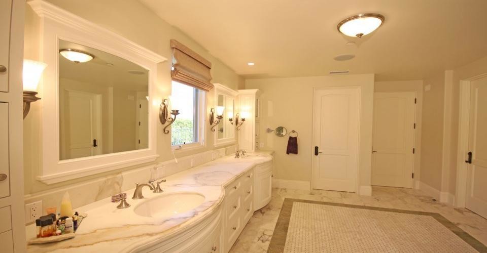 Example of a transitional bathroom design in Santa Barbara