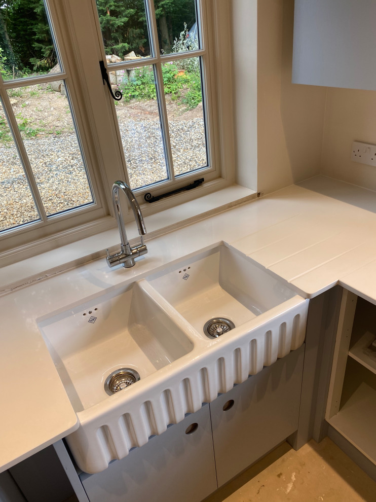 Worktop specialists (quartz, oak, compact laminate, laminate)