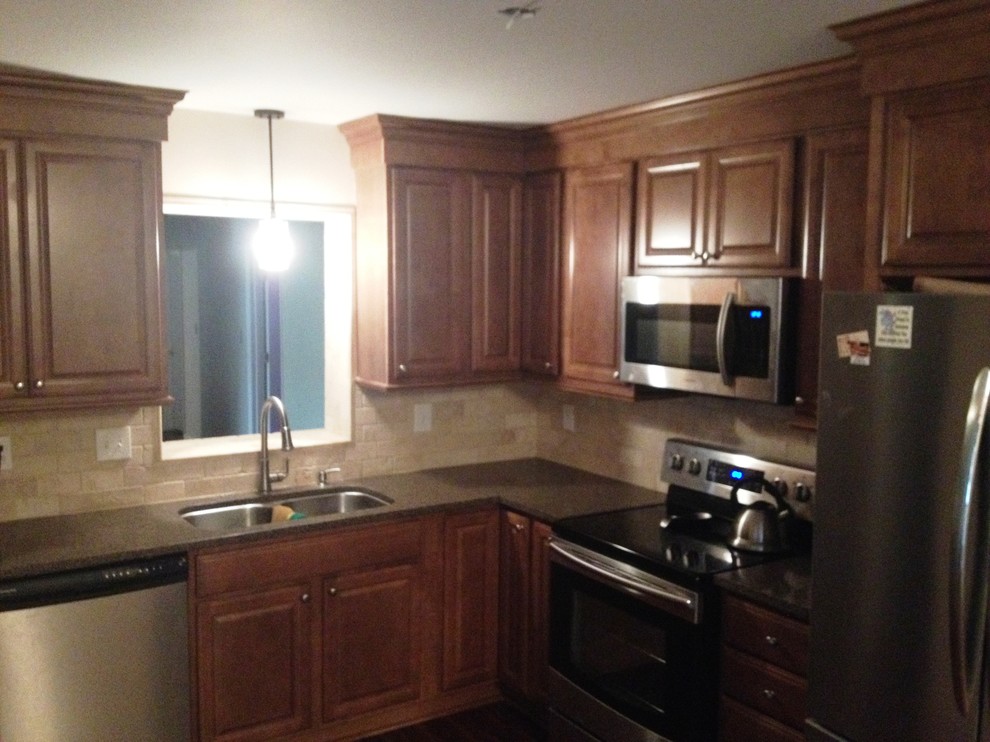 Kraftmaid Hanover Maple, Rye Finish Charlotte by Lowe's