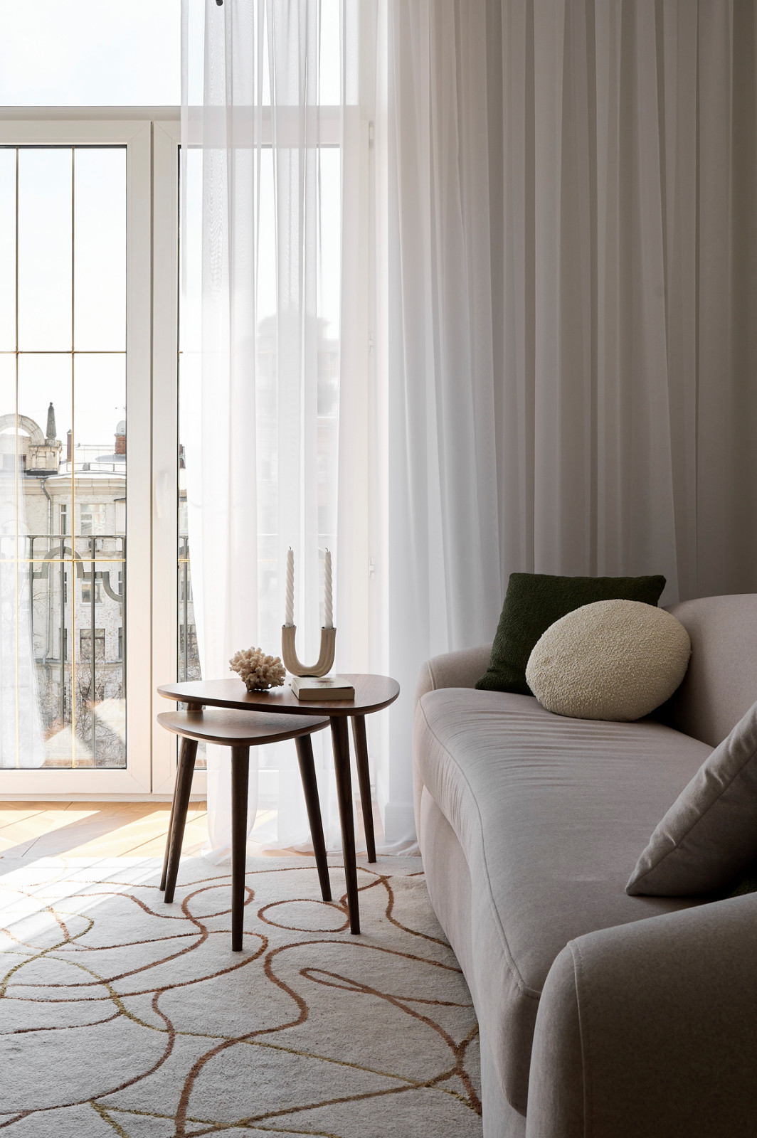 Дизайн  квартиры в стиле Mid-century