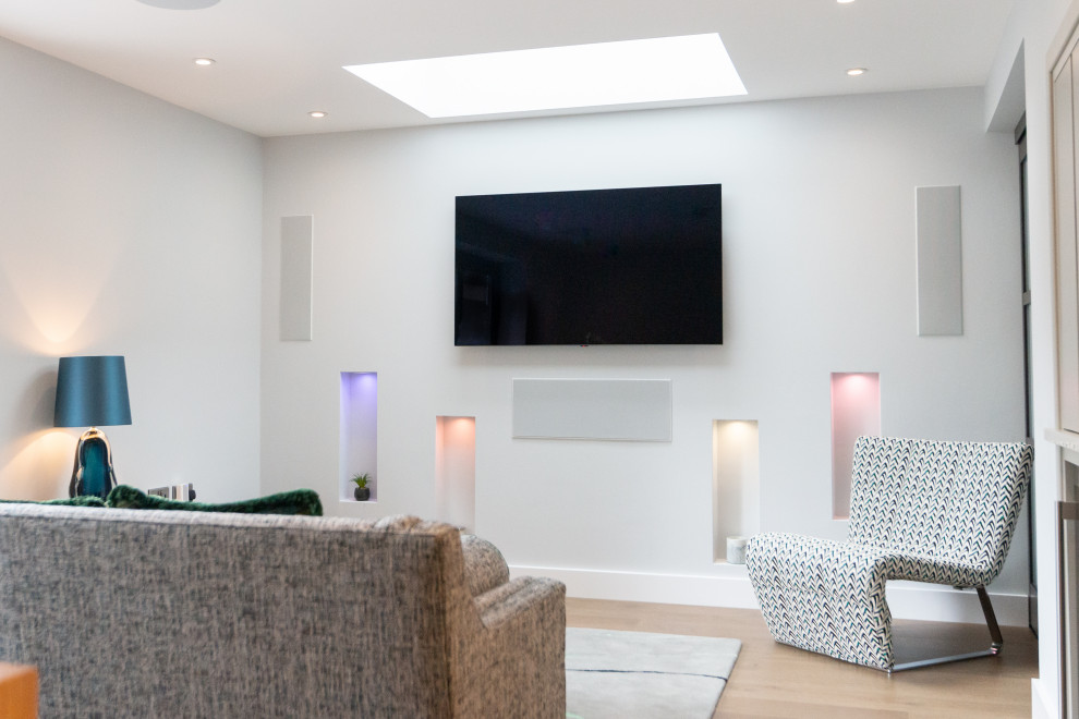 Photo of a contemporary living room in Berkshire.