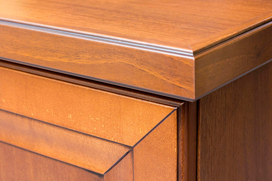 борт столешницы и фасад