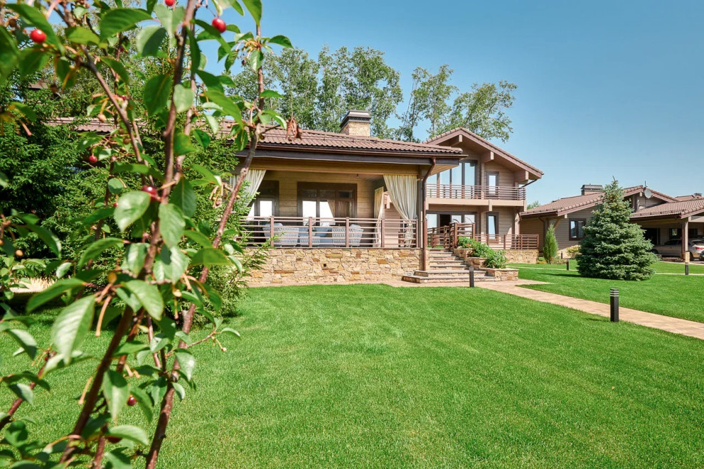 Дом из клееного бруса в стиле шале