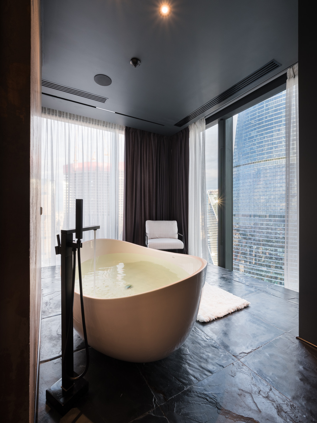 Апартаменты в Neva Towers