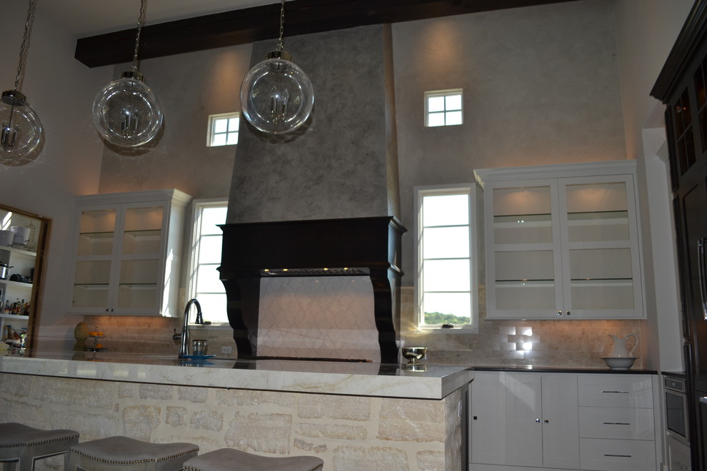 Example of a transitional kitchen design in Austin