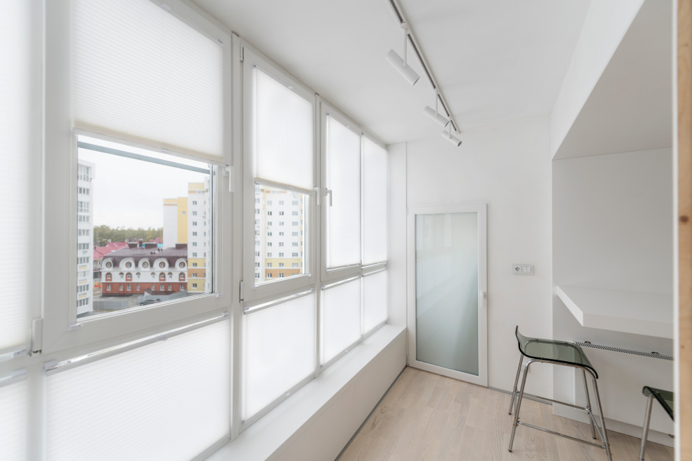 Белые окна без черных рамок