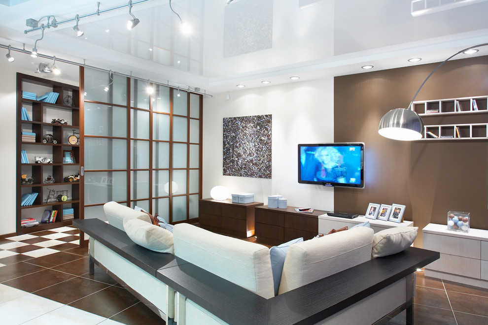 "С оттенком капучино"