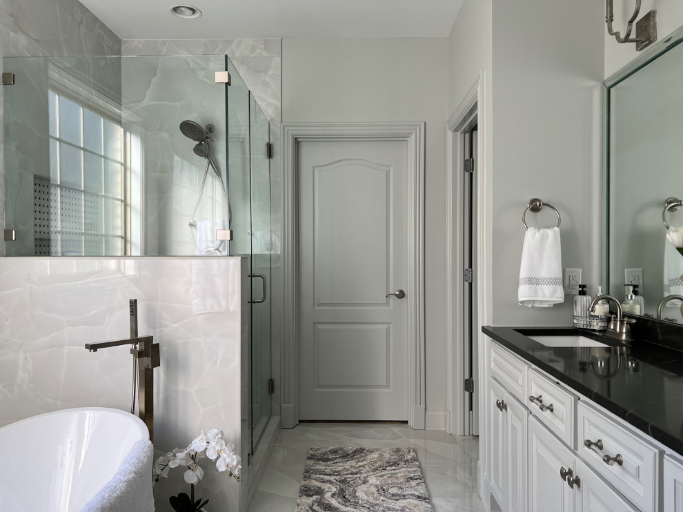 Elegant Fairvue Bathroom