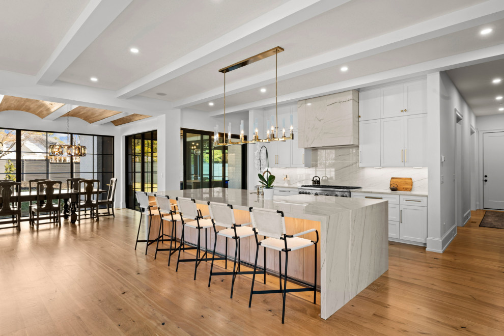 Inspiration for a transitional kitchen remodel in Charlotte