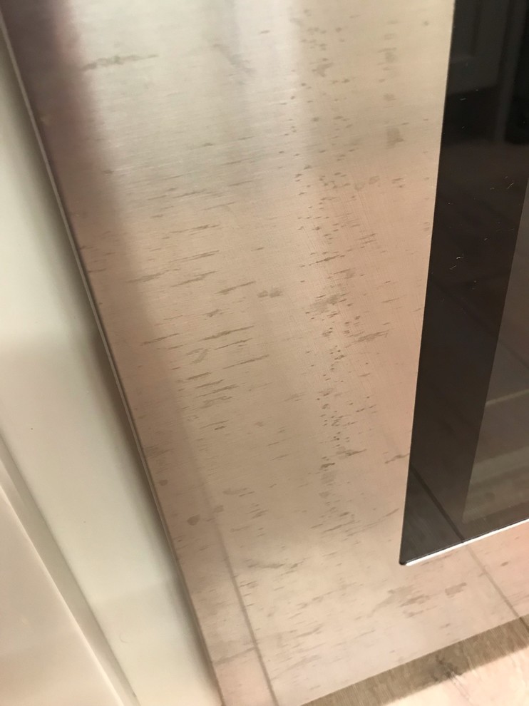 how to clean my Bertazzoni oven door