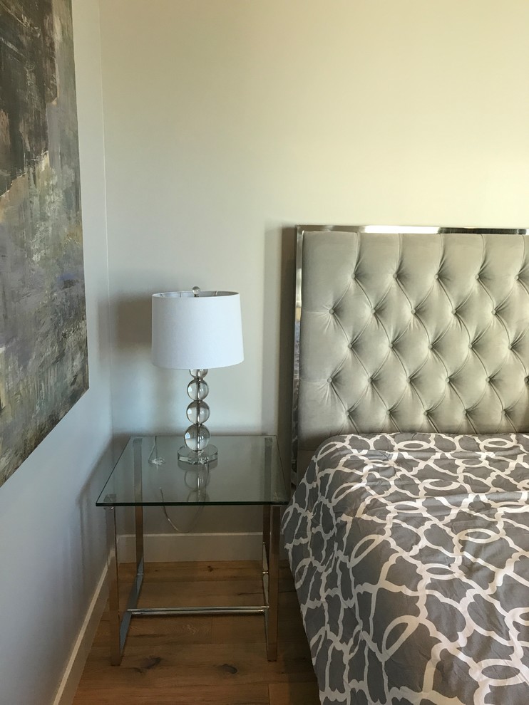 Bedside table lamp height?