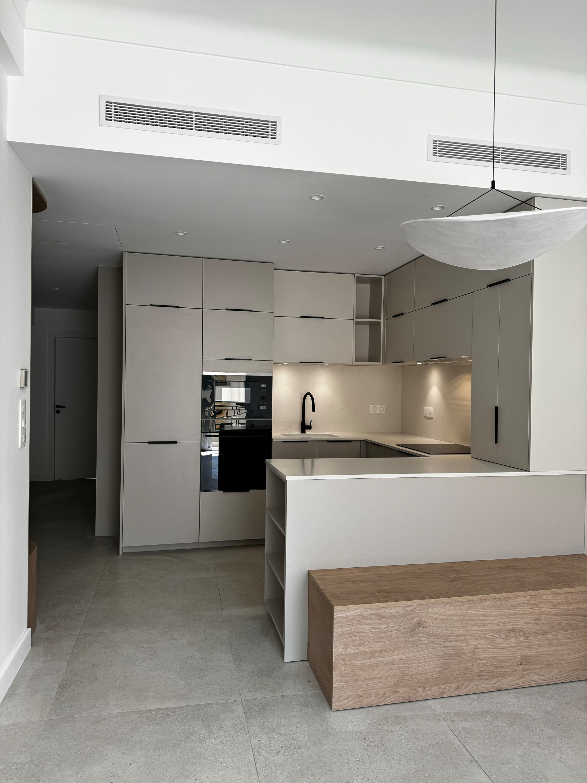 AVANT/APRES: un appartement Niçois réinventé