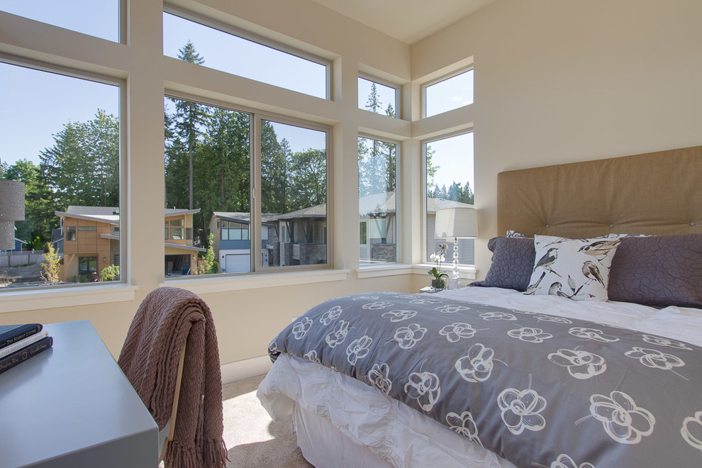 This is an example of a modern bedroom in Seattle.