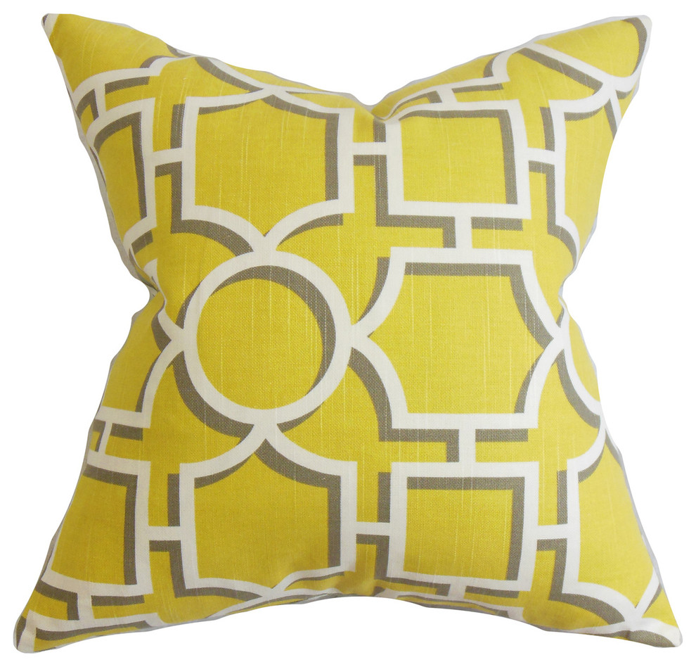 The Pillow Collection Maliah Geometric Bedding Sham Blue Red Standard//20 x 26