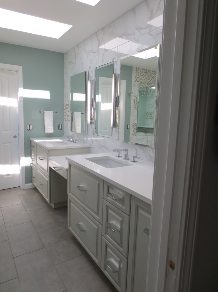 Example of a large classic bathroom design in San Diego