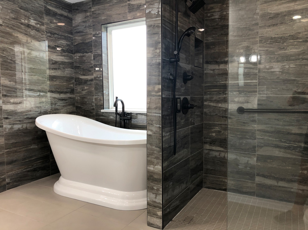 Inspiration for a transitional bathroom remodel in Austin