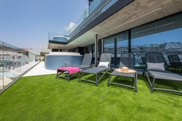 The One Luxury coastal-deck