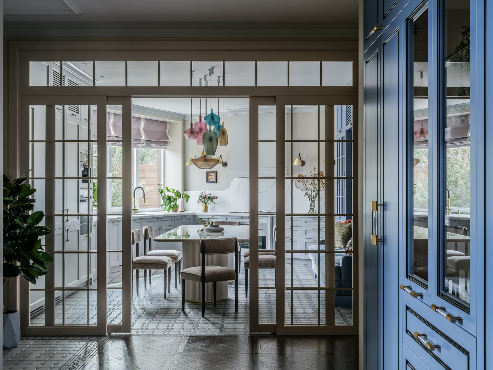 Дом с зелёной гостиной