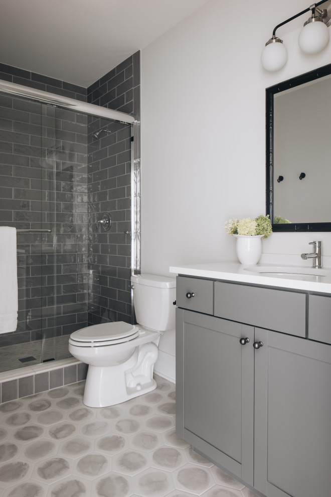 Home design - transitional home design idea in Chicago