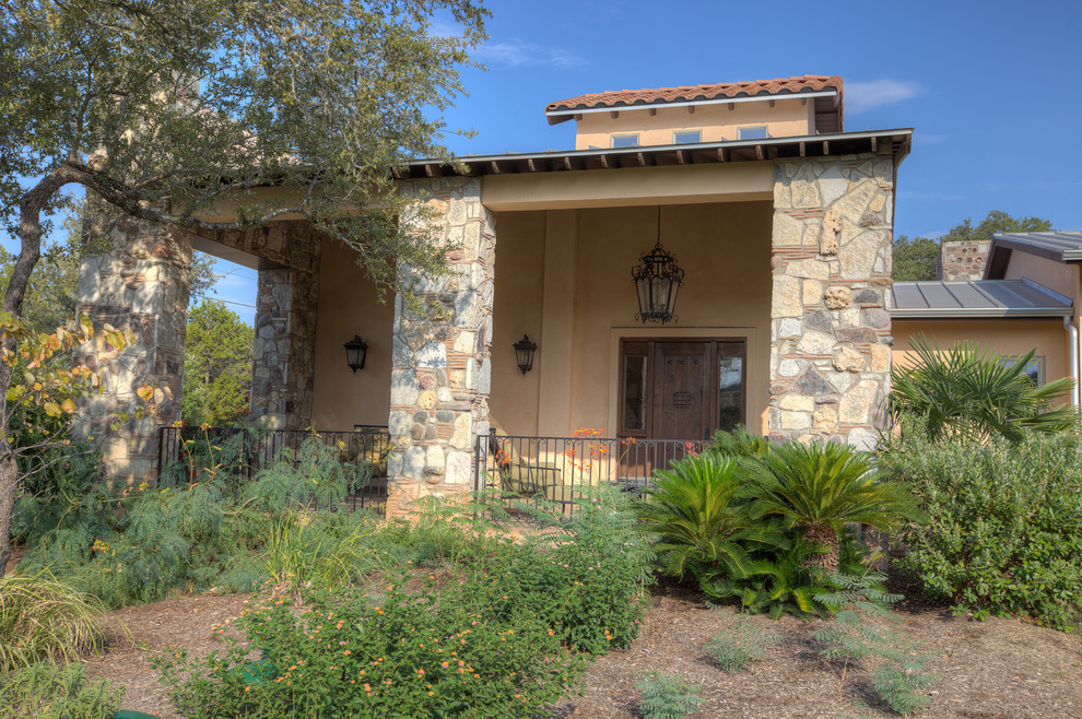 Mexican Influenced Home Near Austin, Texas
