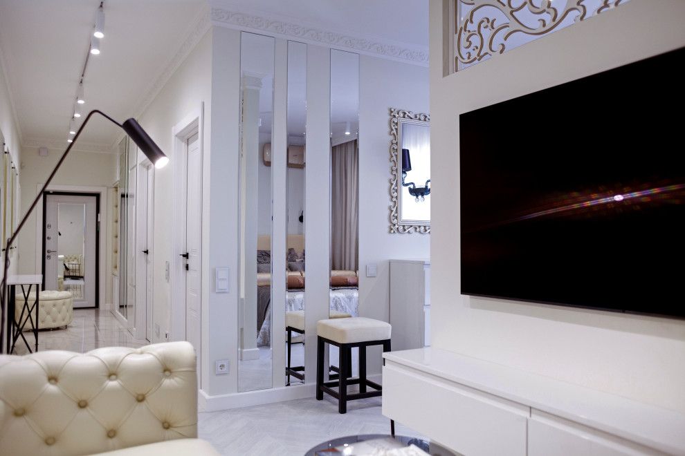 Интроверт House