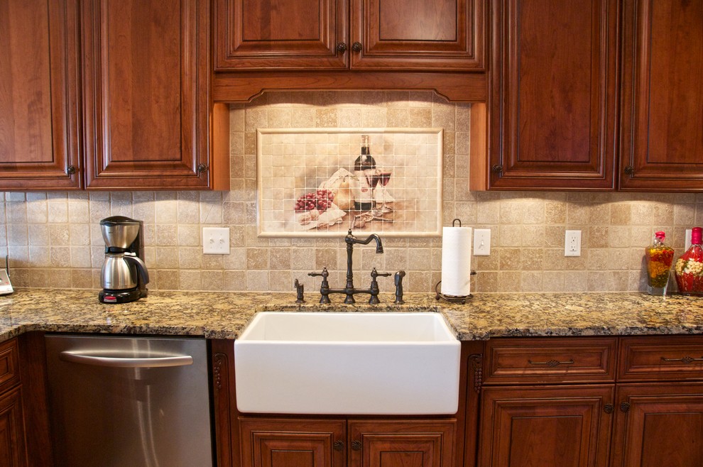 CHERRY KITCHEN WITH SPLAY